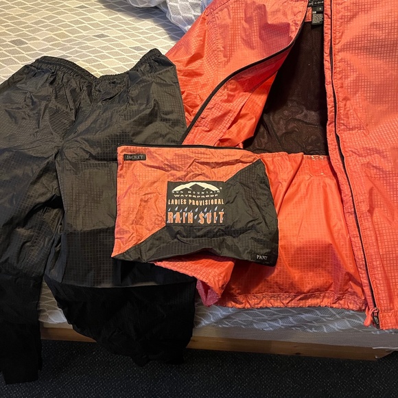 Golf rain suit - Picture 1 of 2